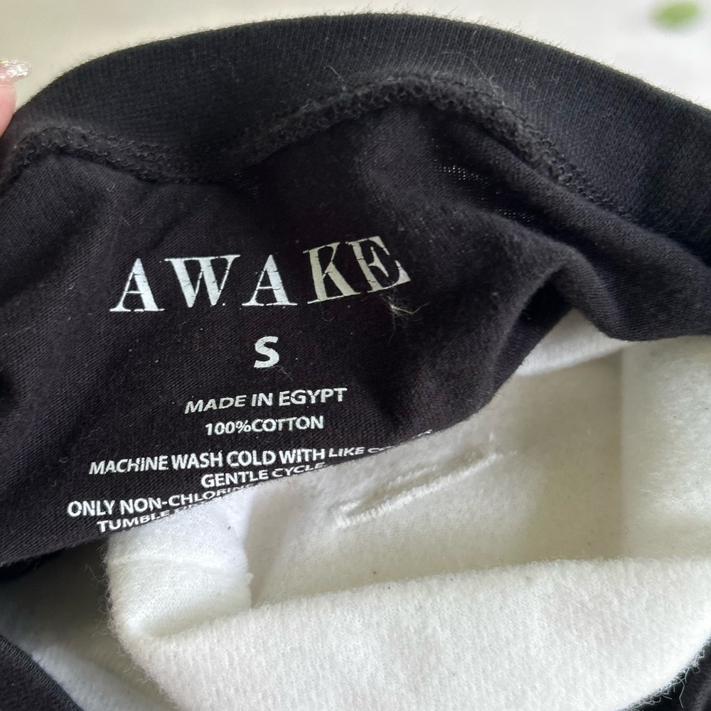 ☀️Vintage Yellowstone National Park graphic T-shirt. Awake-Classic Black Tee - Picture 4 of 4